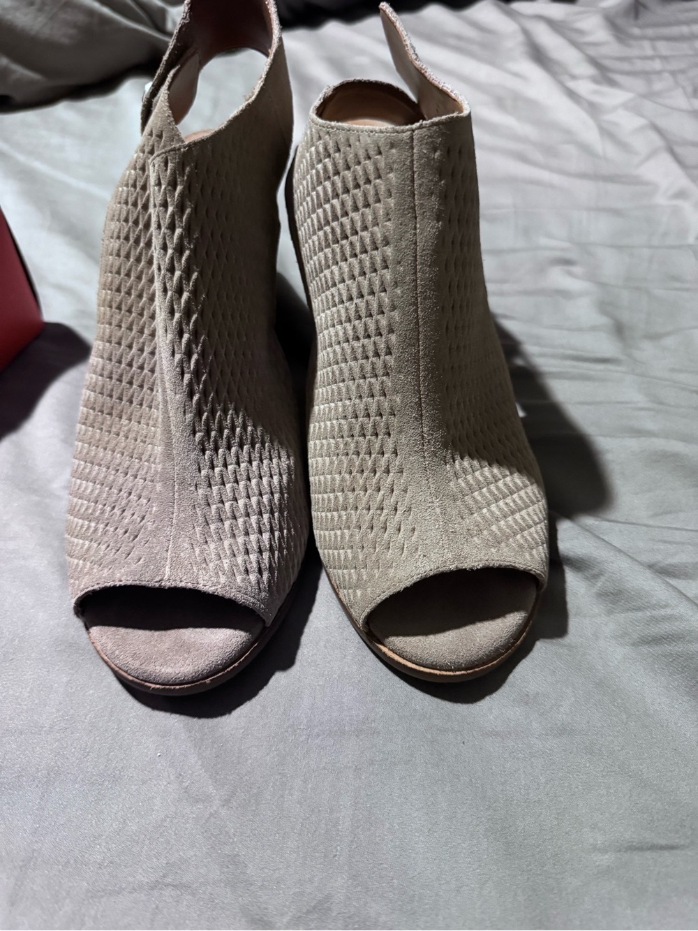 Arturo Chiang Taupe Textured Peep-Toe Booties